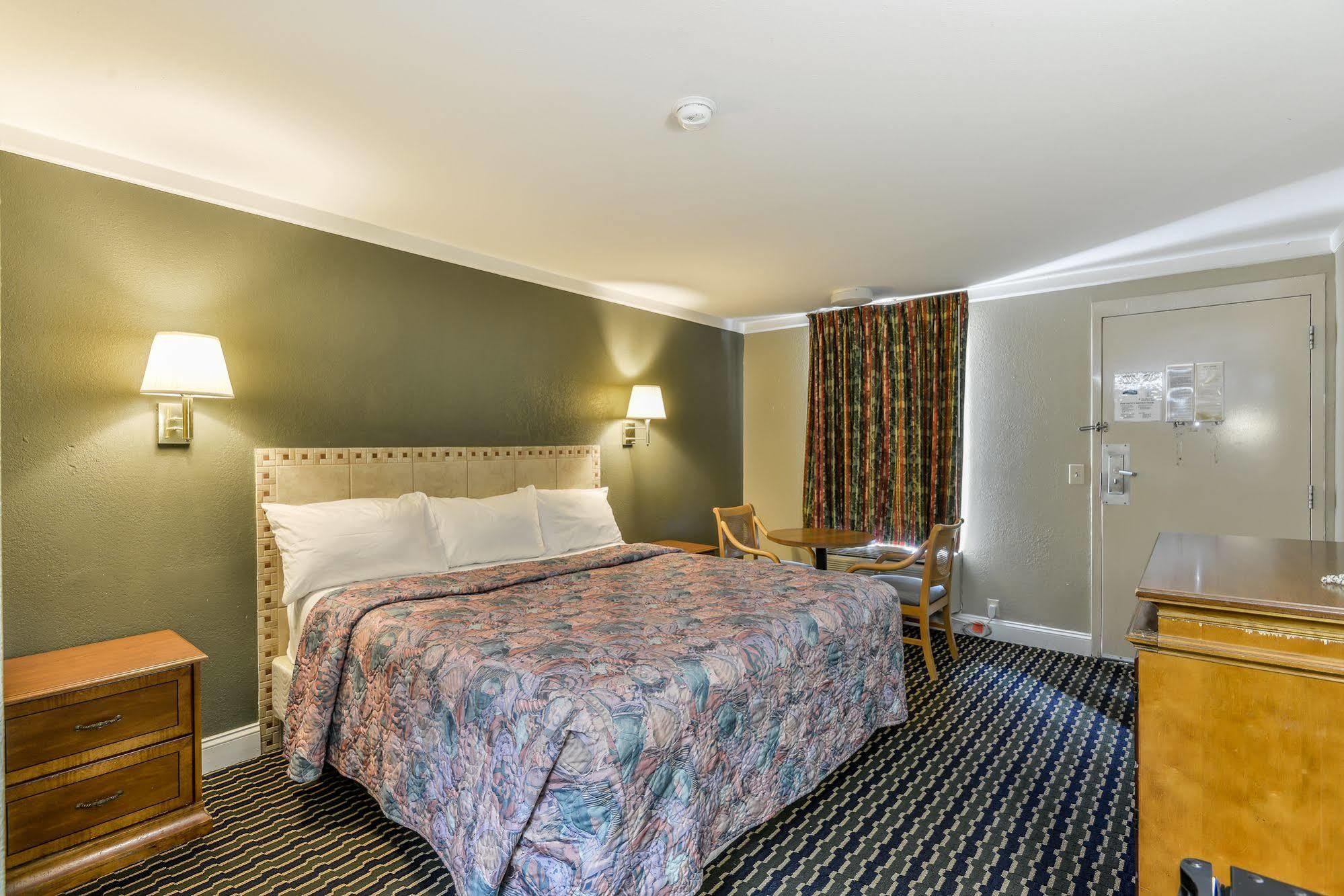 Wake Inn Raleigh Luaran gambar