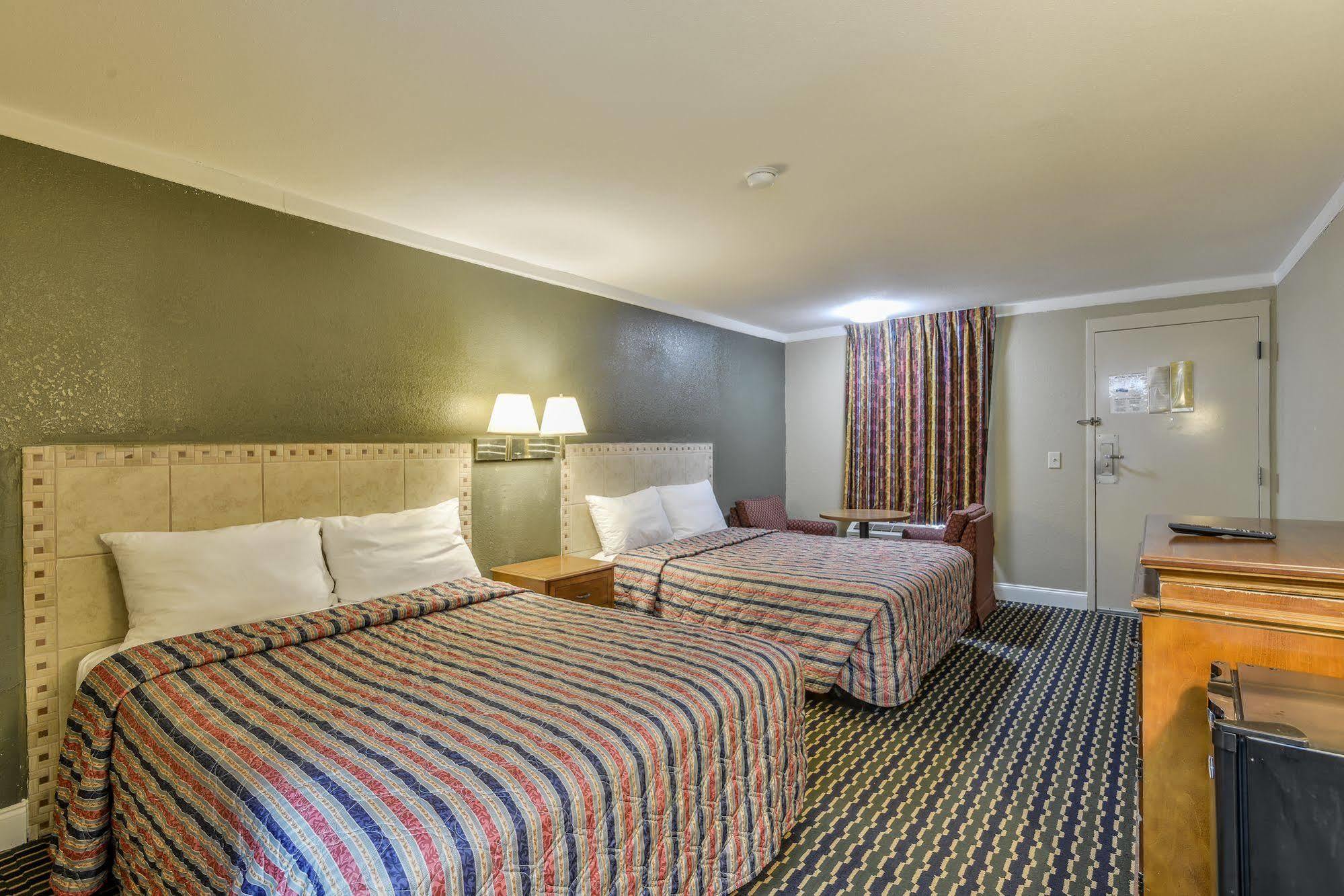 Wake Inn Raleigh Luaran gambar