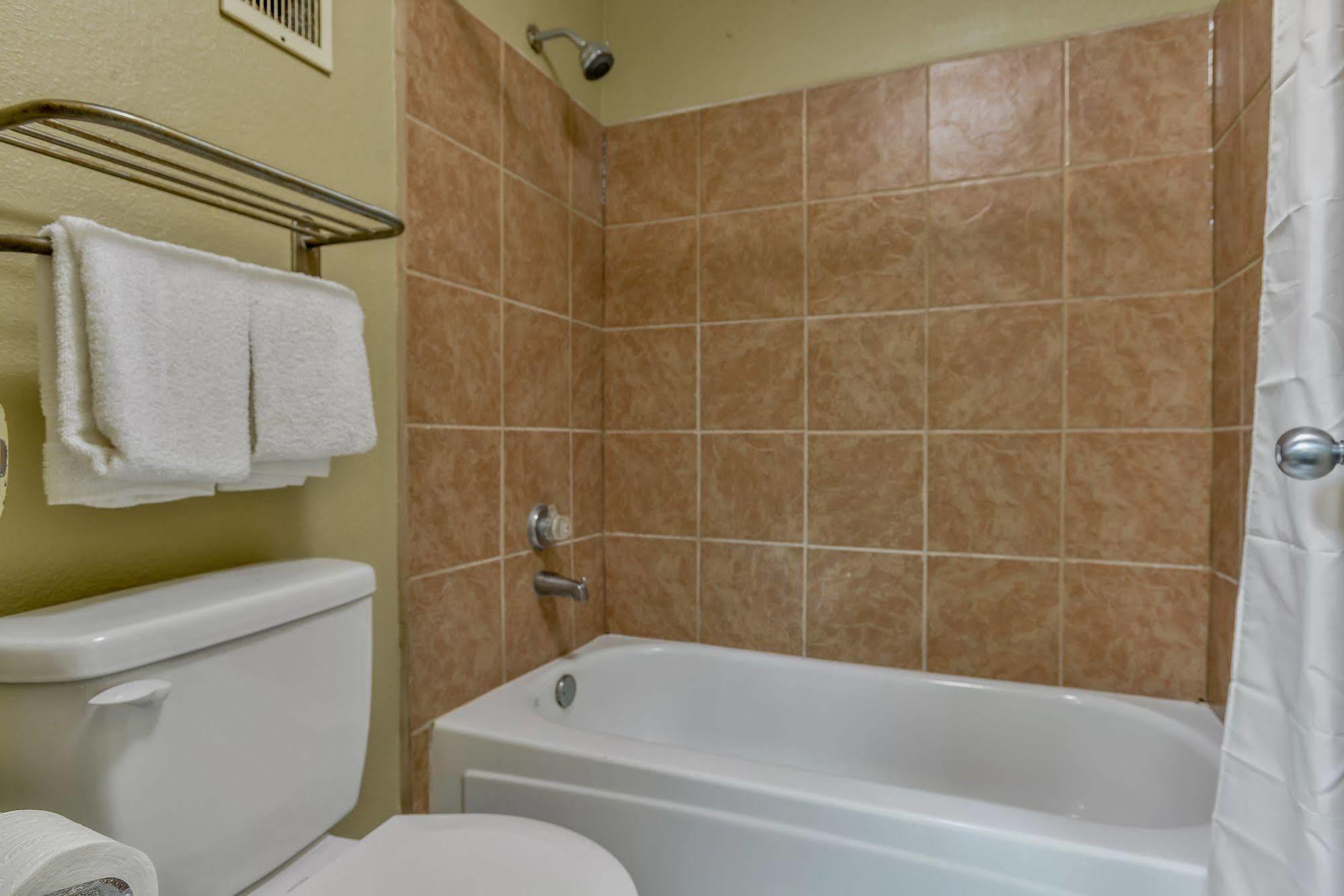 Wake Inn Raleigh Luaran gambar