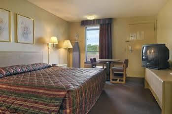 Wake Inn Raleigh Luaran gambar